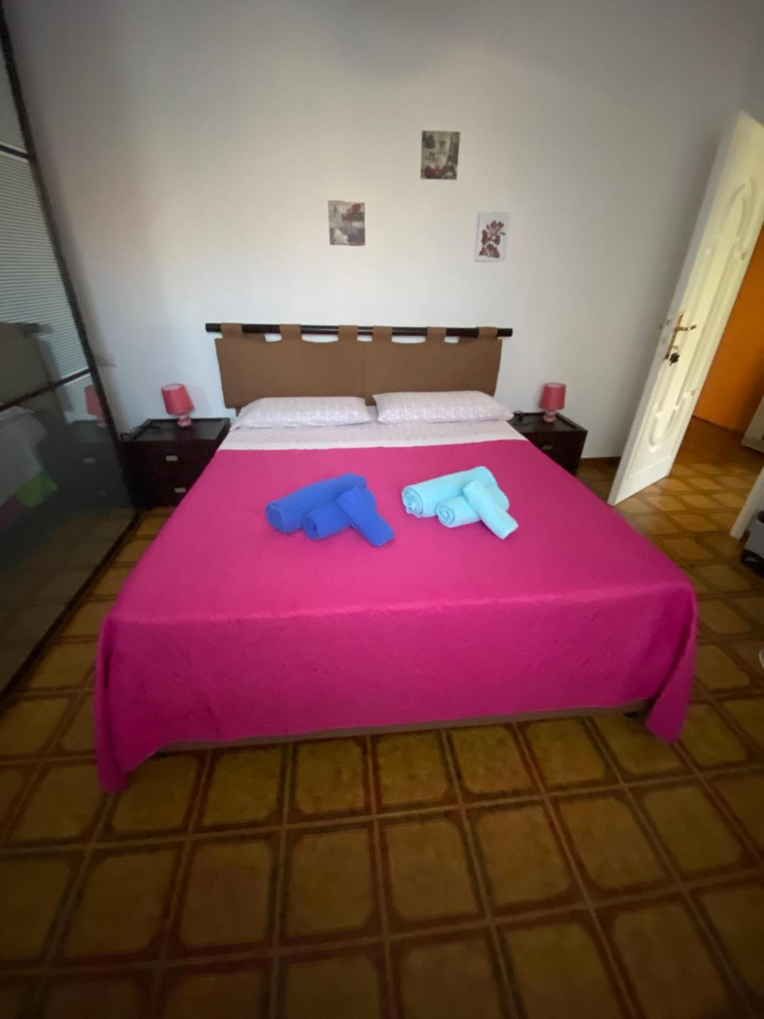 A Casa Da Mari Stanza Privata Bagno Condiviso Apartment Olbia Exterior photo